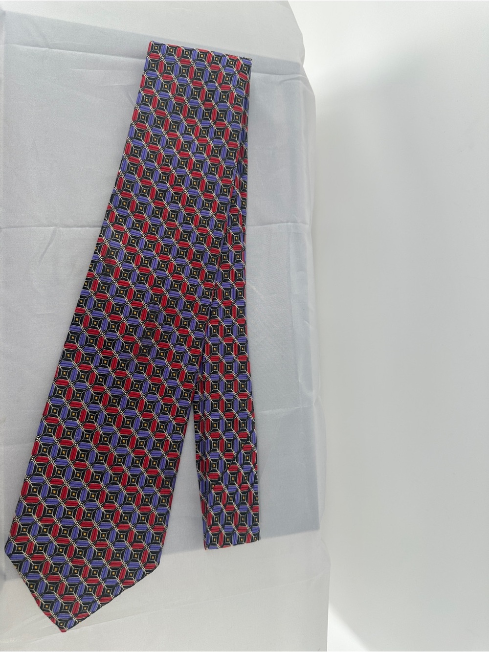 ROBERT TALBOTT BEST OF CLASS red purple chain design silk tie